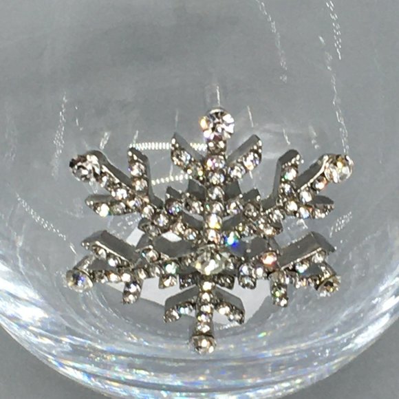 2 Jeweled Rhinestone Snowflake Stemless Wine Glass Set Silver Christmas Holidays - Picture 5 of 8